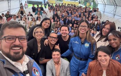 Visita Astronauta Aymette Medina en Oakland